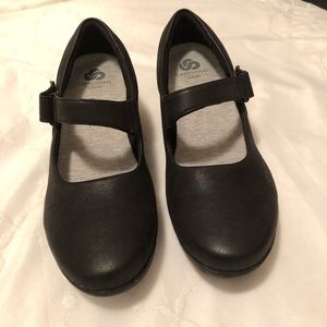 Cloudsteppers by Clarks - Mary Janes - Size 8